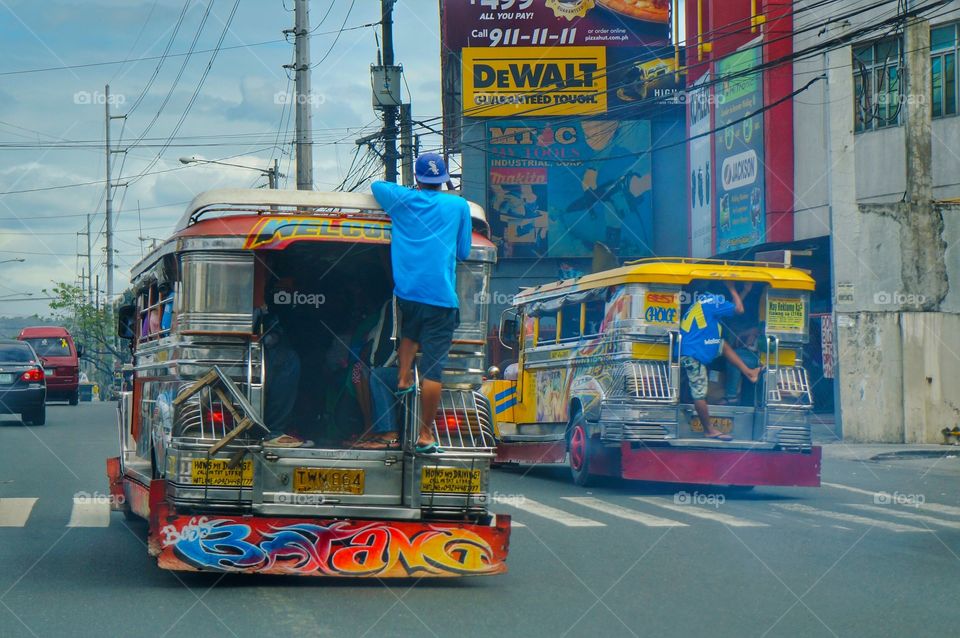 commuting in Manila