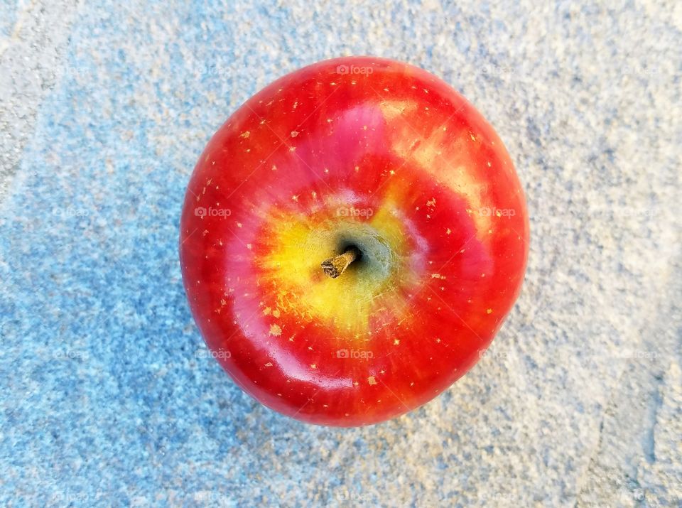 Red apple