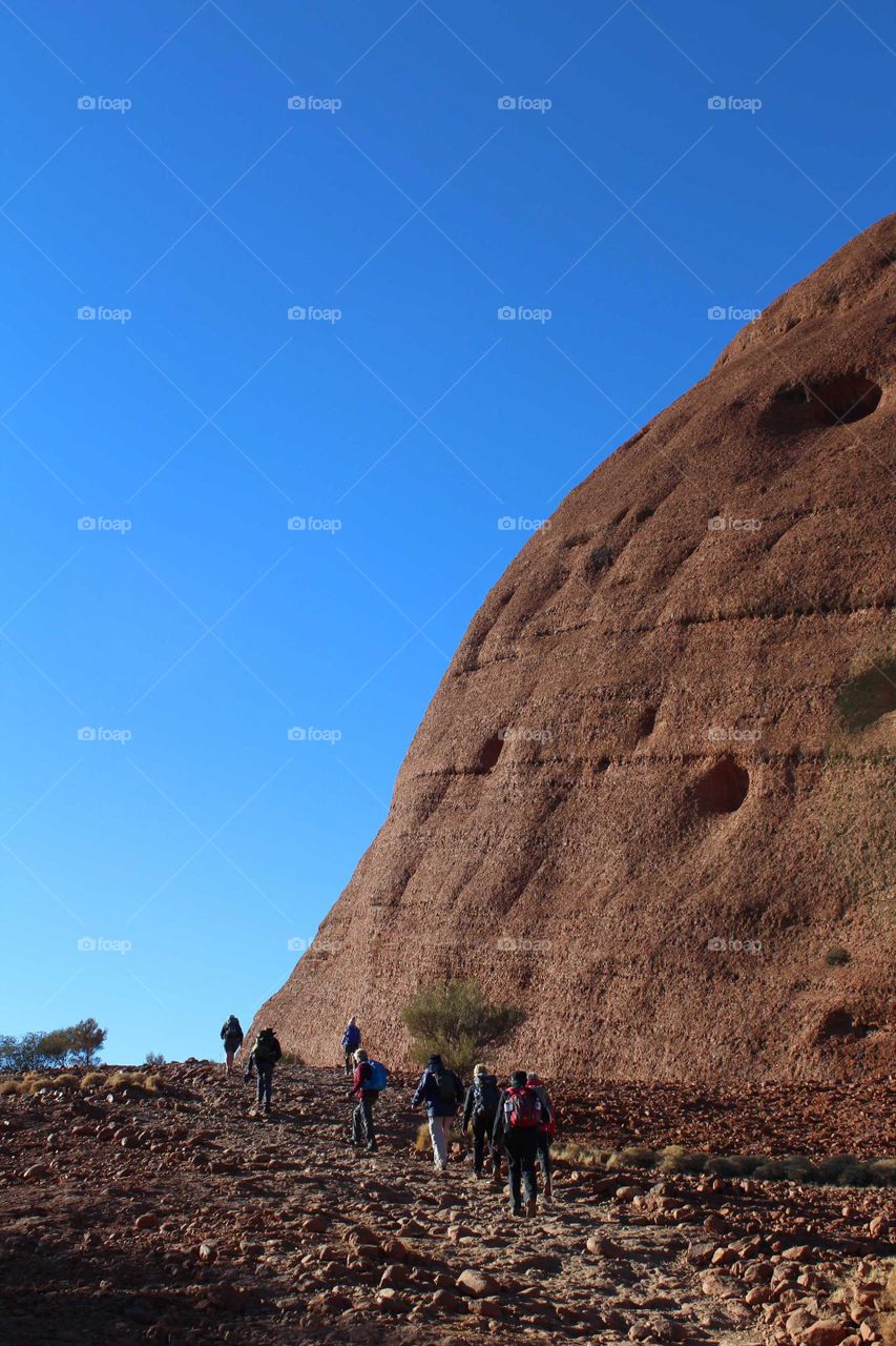 Hiking in the outback of Australia at Kata Kjutu