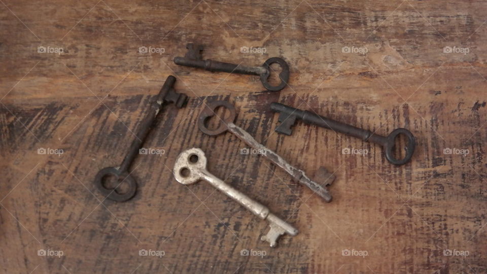 Old Skeleton Keys