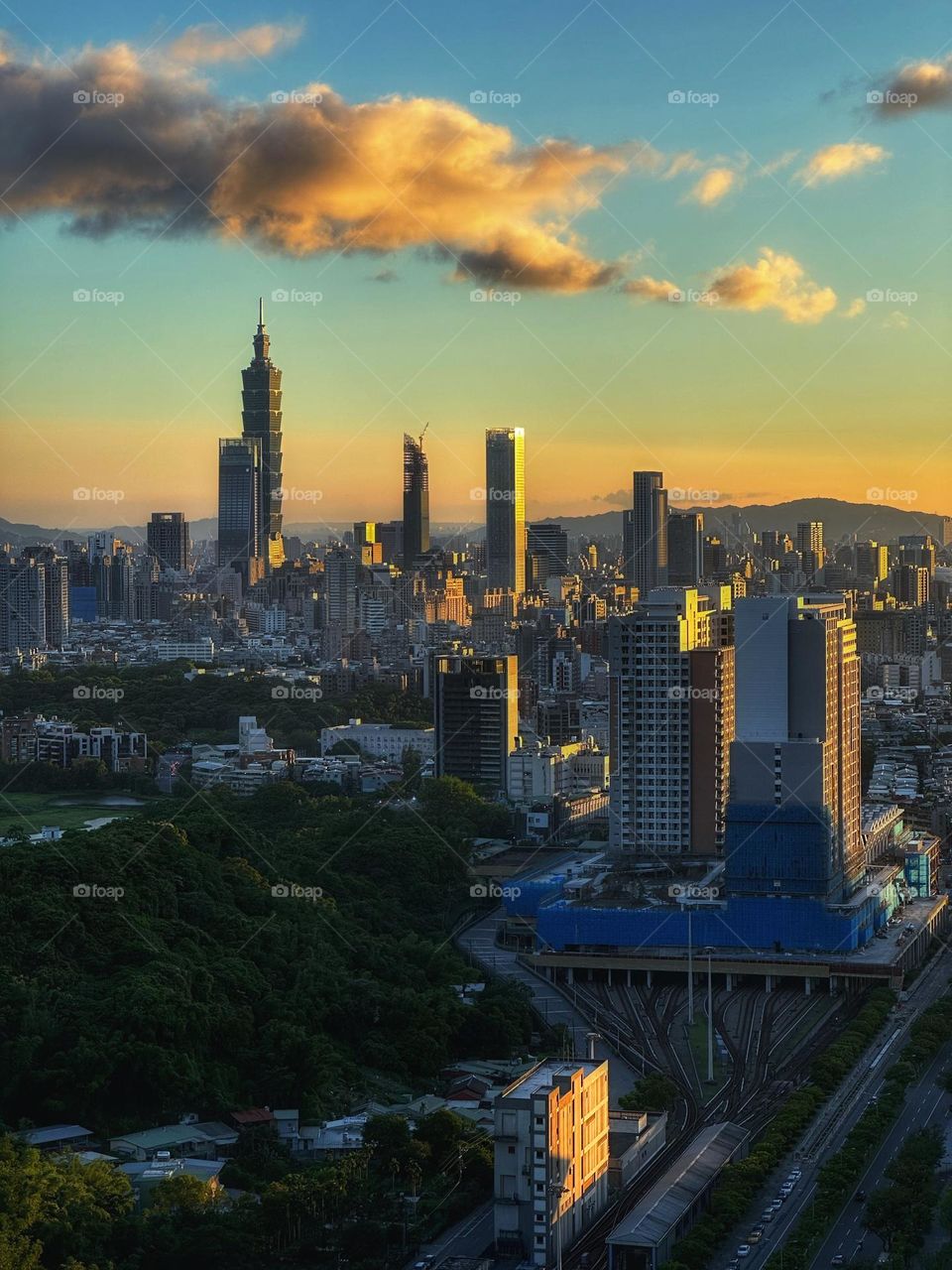 Taipei sunset panorama