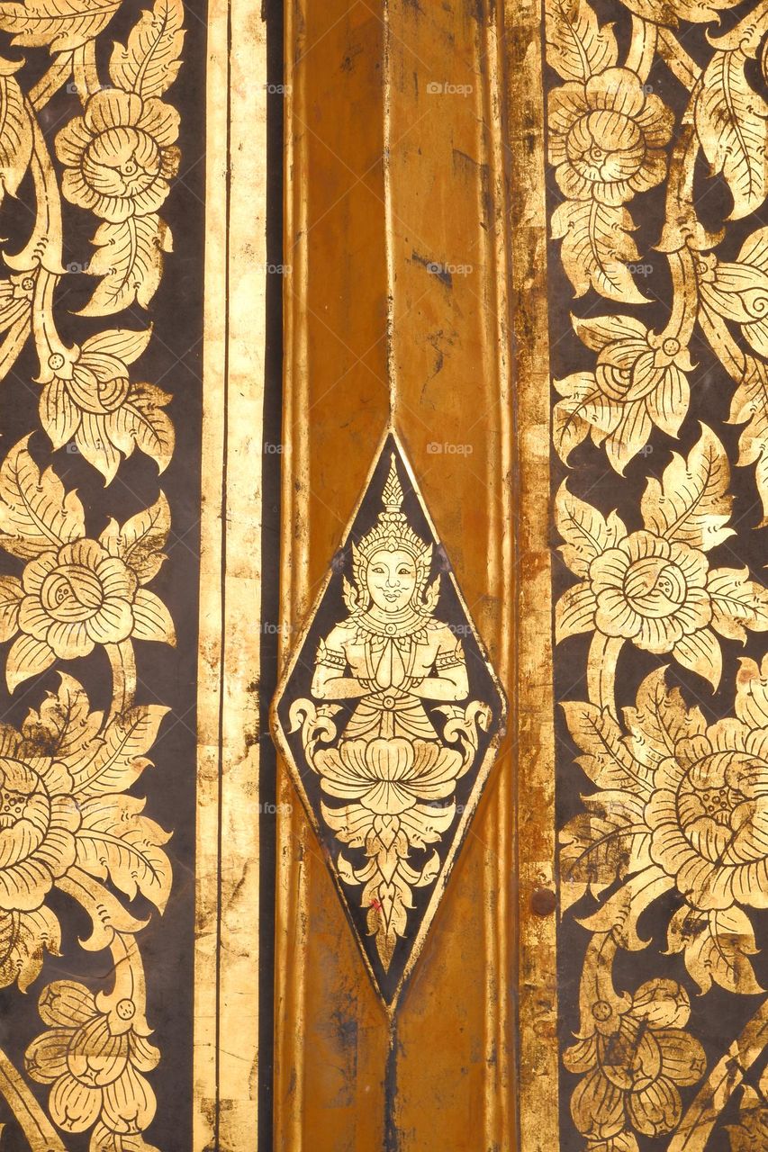 The door handle of Wat Rakhang Kositaram Woramahawihan in Thailand beautifully designed