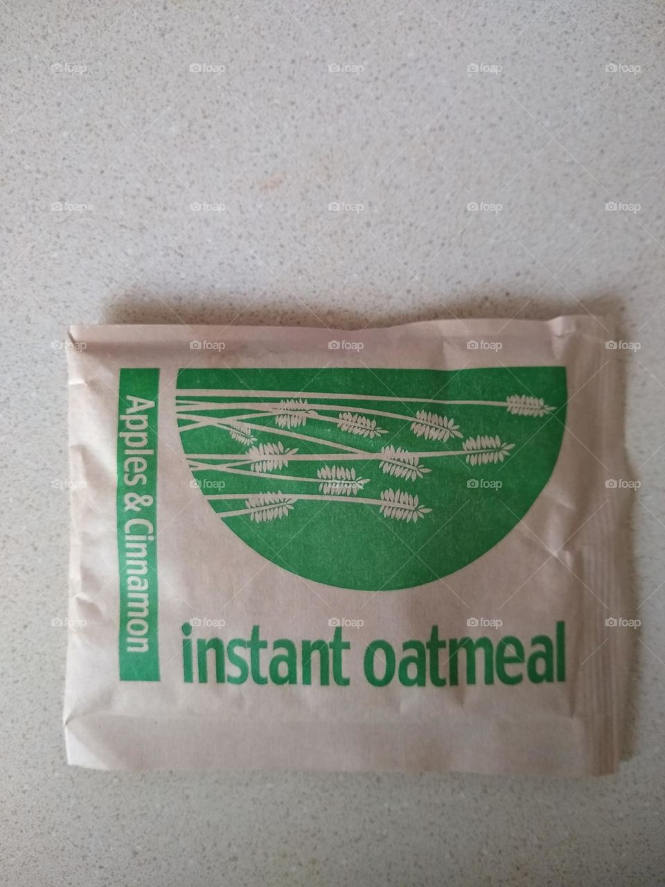 Apples & cinnamon oatmeal package is rectangular