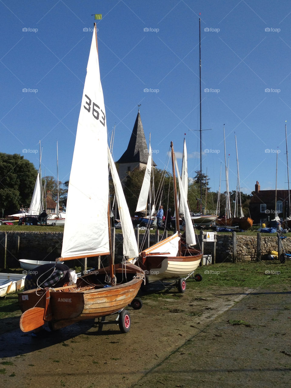 boats coast sailing racing by riverracer