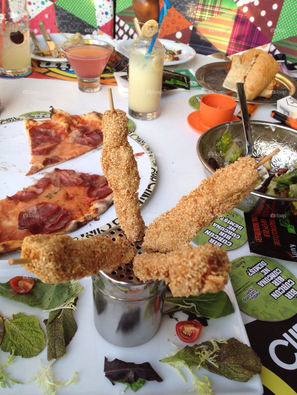 bread food leaf tomato by linhof