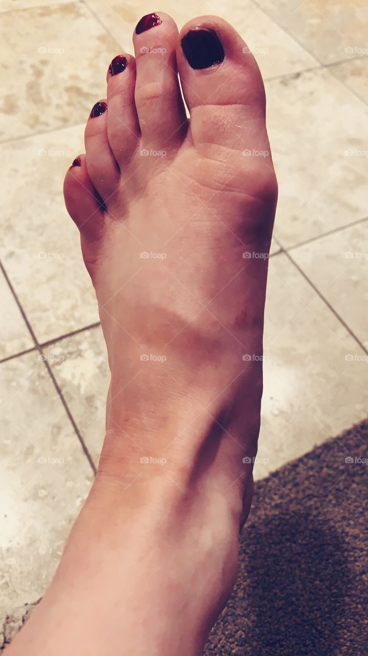 Pretty feet
