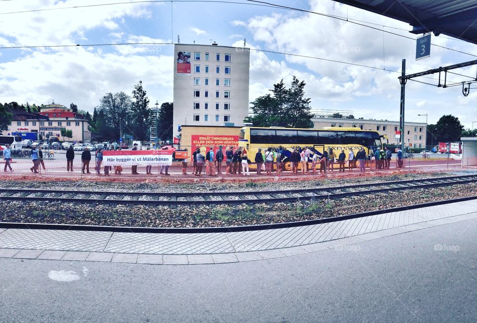 spånga strain station and bus stop