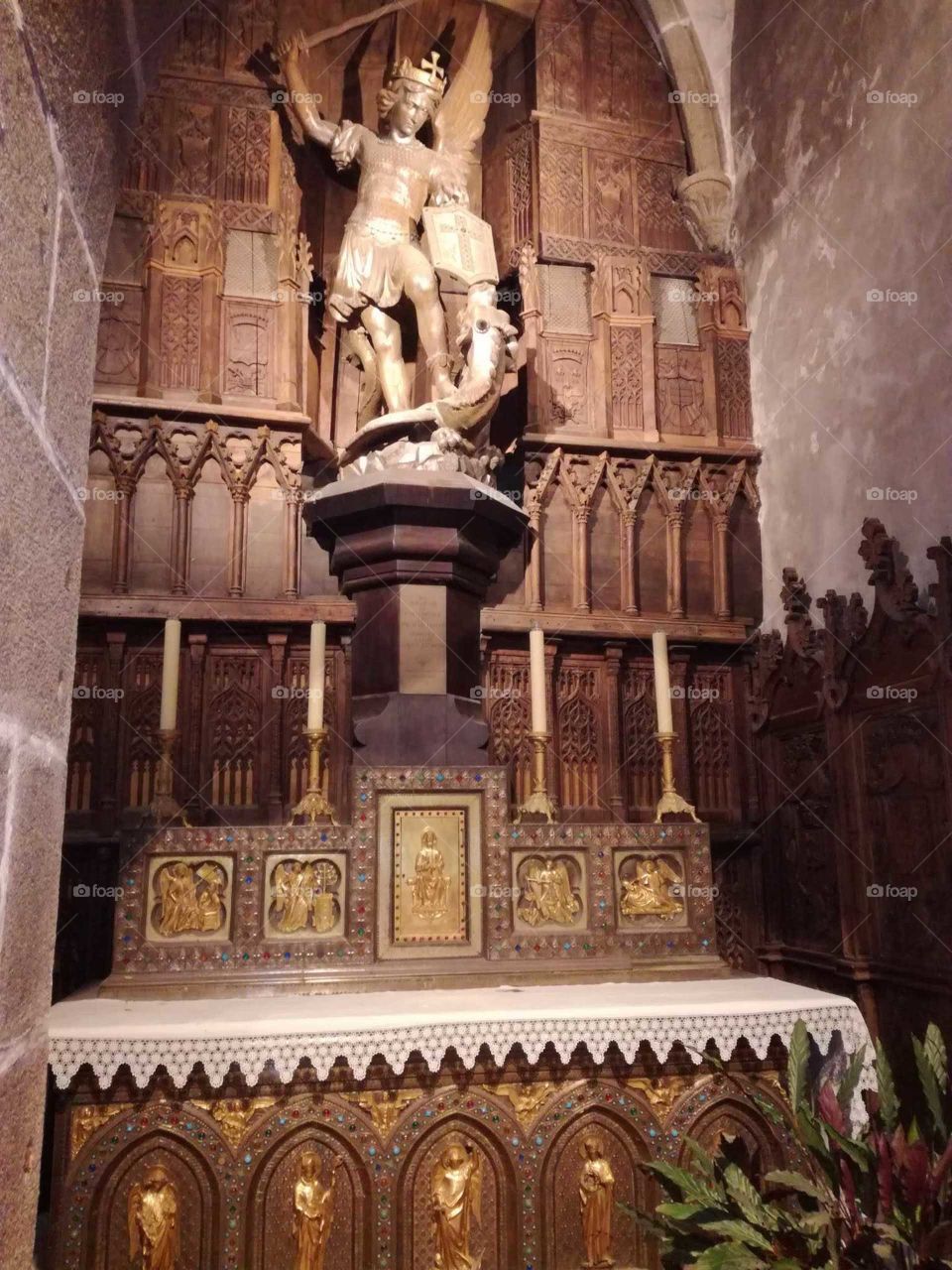 Statut de saint Michel