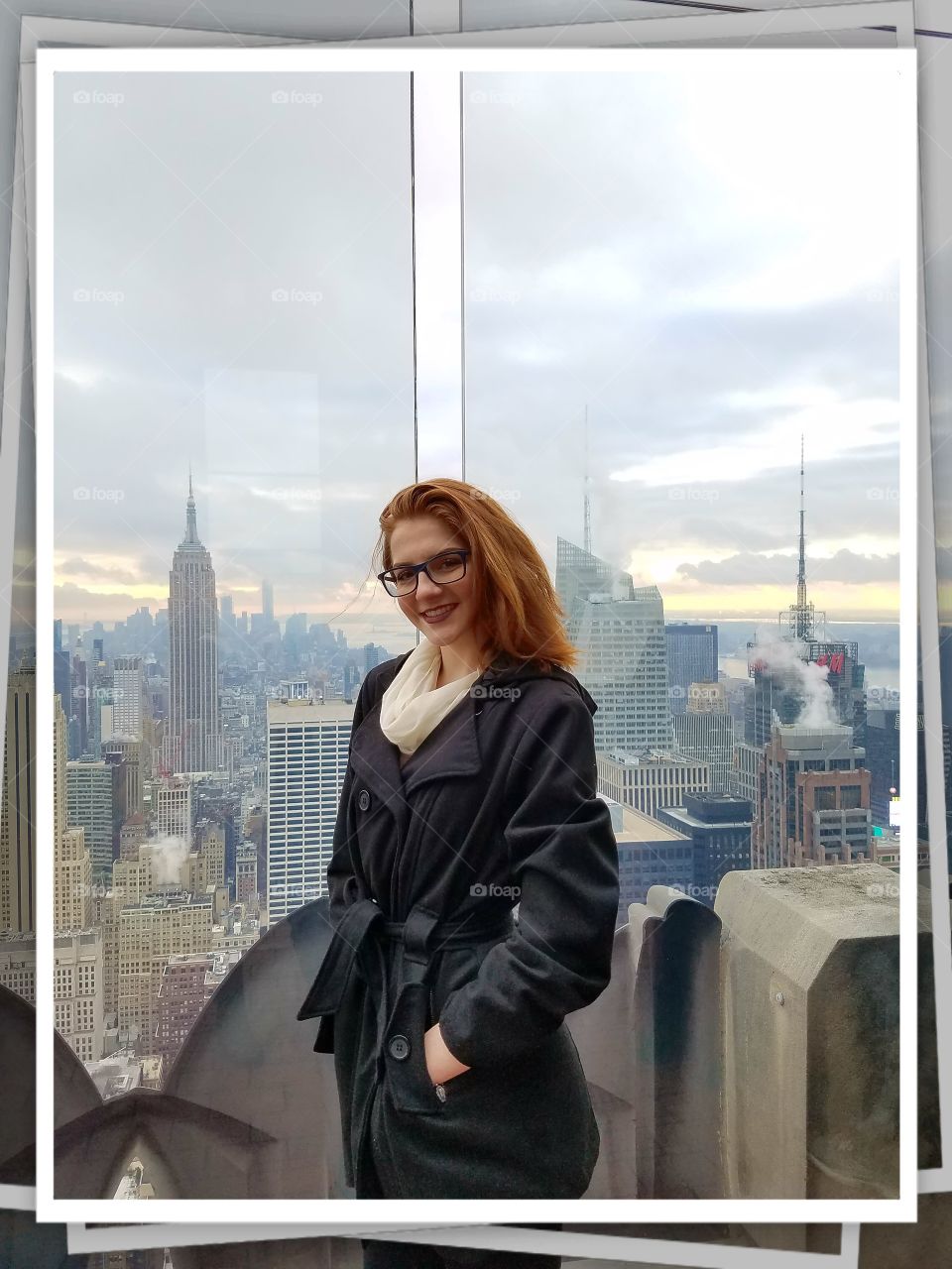 Woman standing in front of skylines in Manhattan, New York