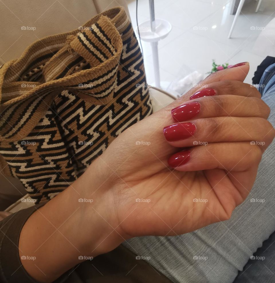 A nails spa day- red nails