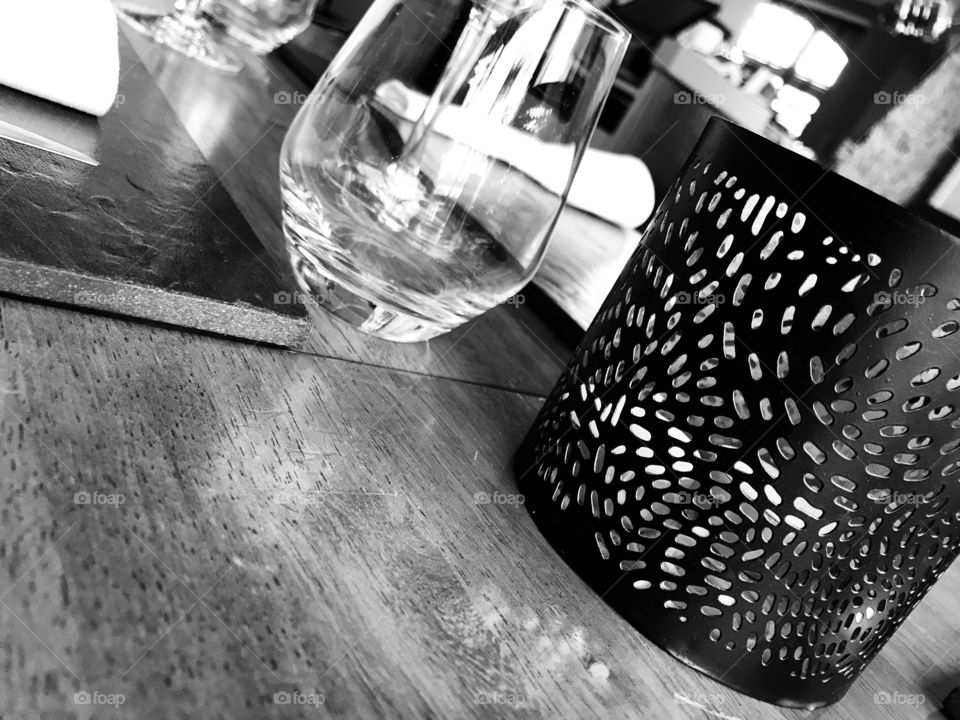 Black and white table , décor 