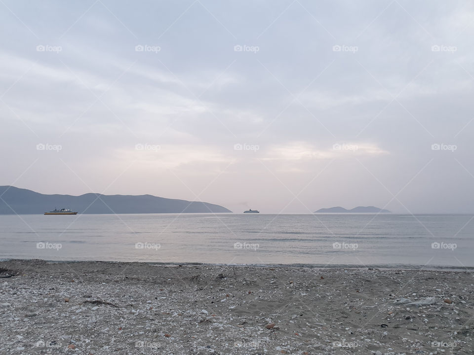 Muted evening on the shores of the Adriatic Sea
