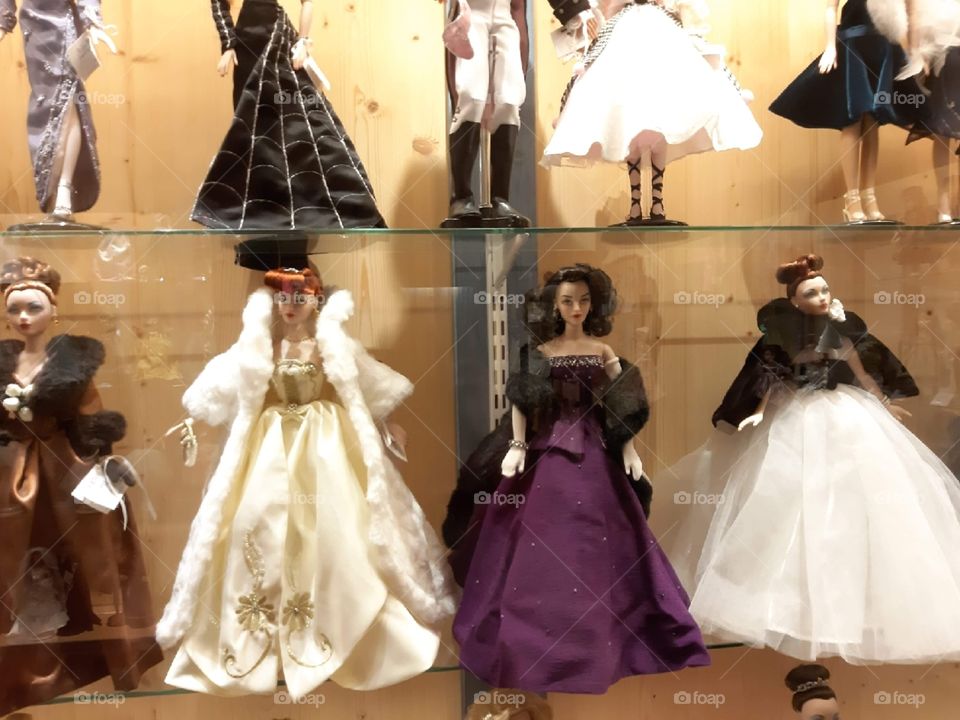 The magic world of dolls