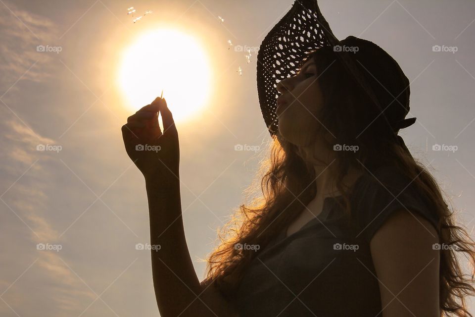 Dare to Dream, 
Believe in the Magic, 
Create your own Sunshine, 
Scatter Kindness

Let the vacation begin!
Foap Mission