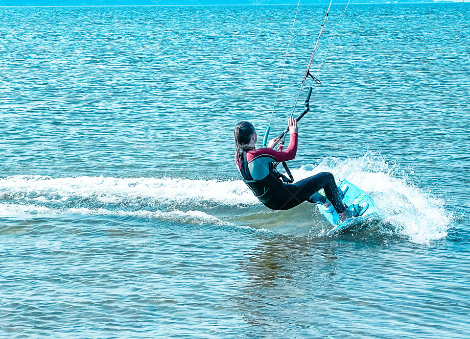 Kitesurfing