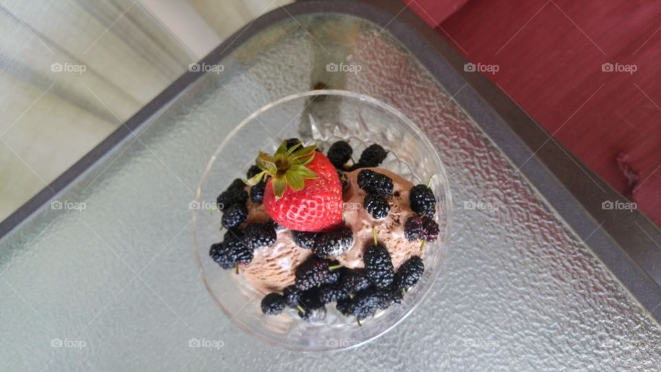 chocolate ice cream with berries