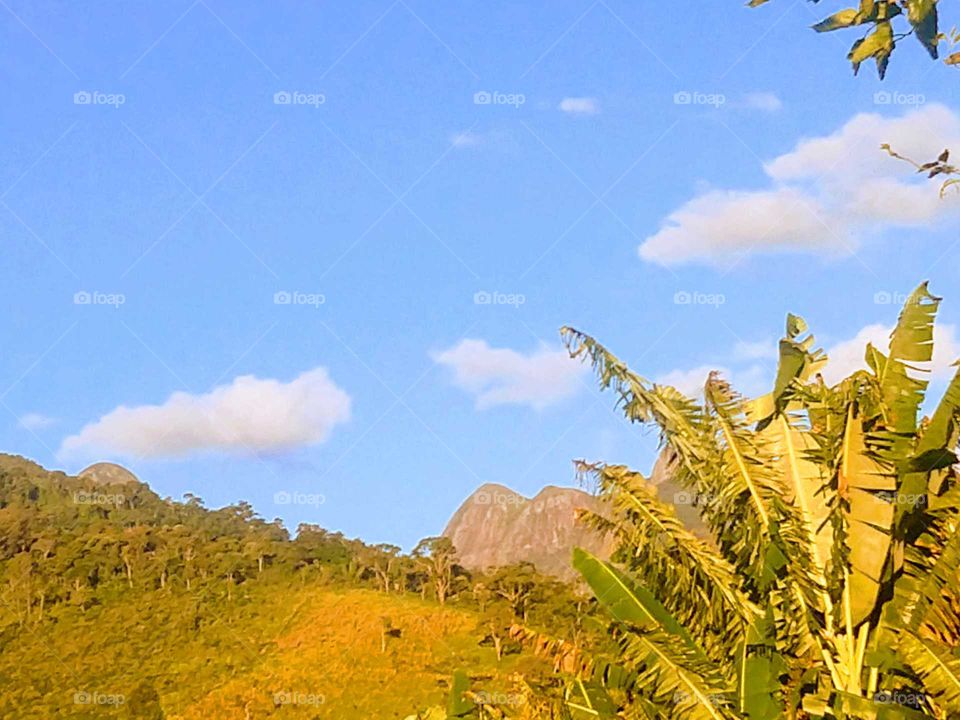 Fotos Das Montanhas Da Mulher De Pedra Em Teresópolis RJ essas Imagens mostram a beleza natural da região Serrana Do Estado Do Río De Janeiro