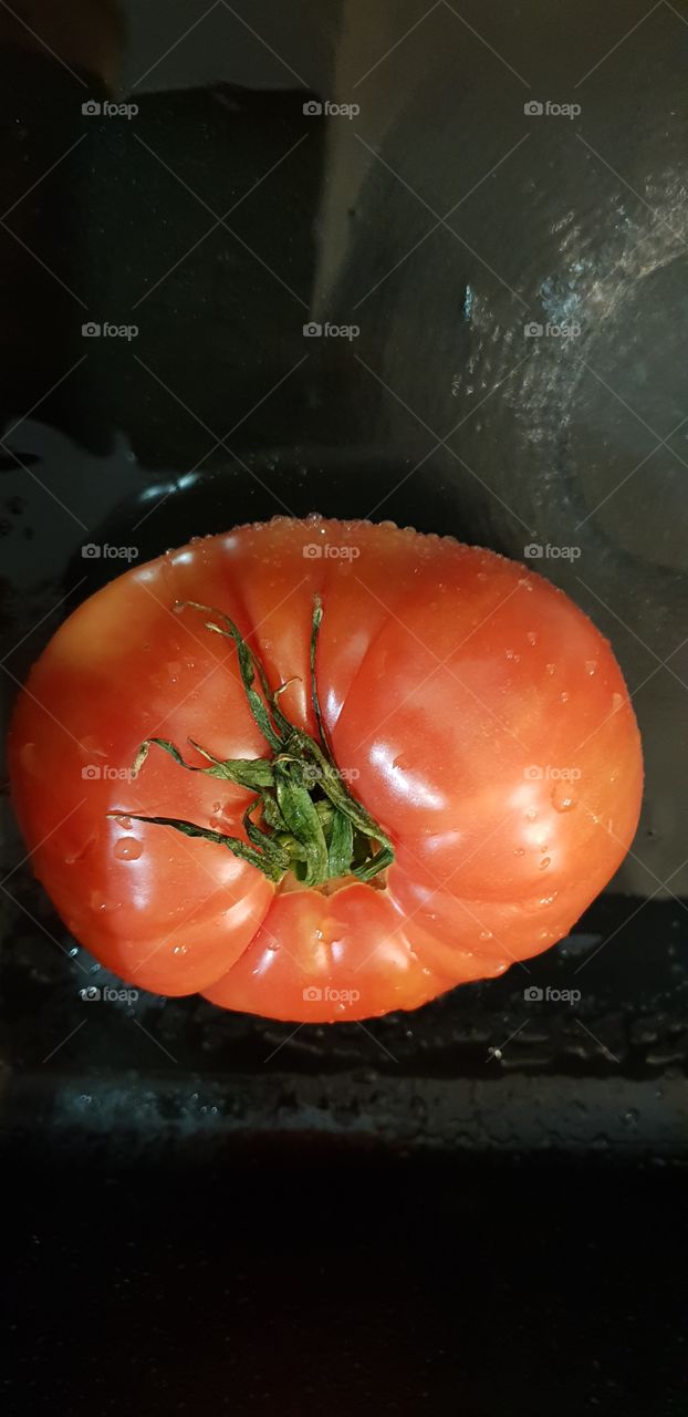 big red tomato