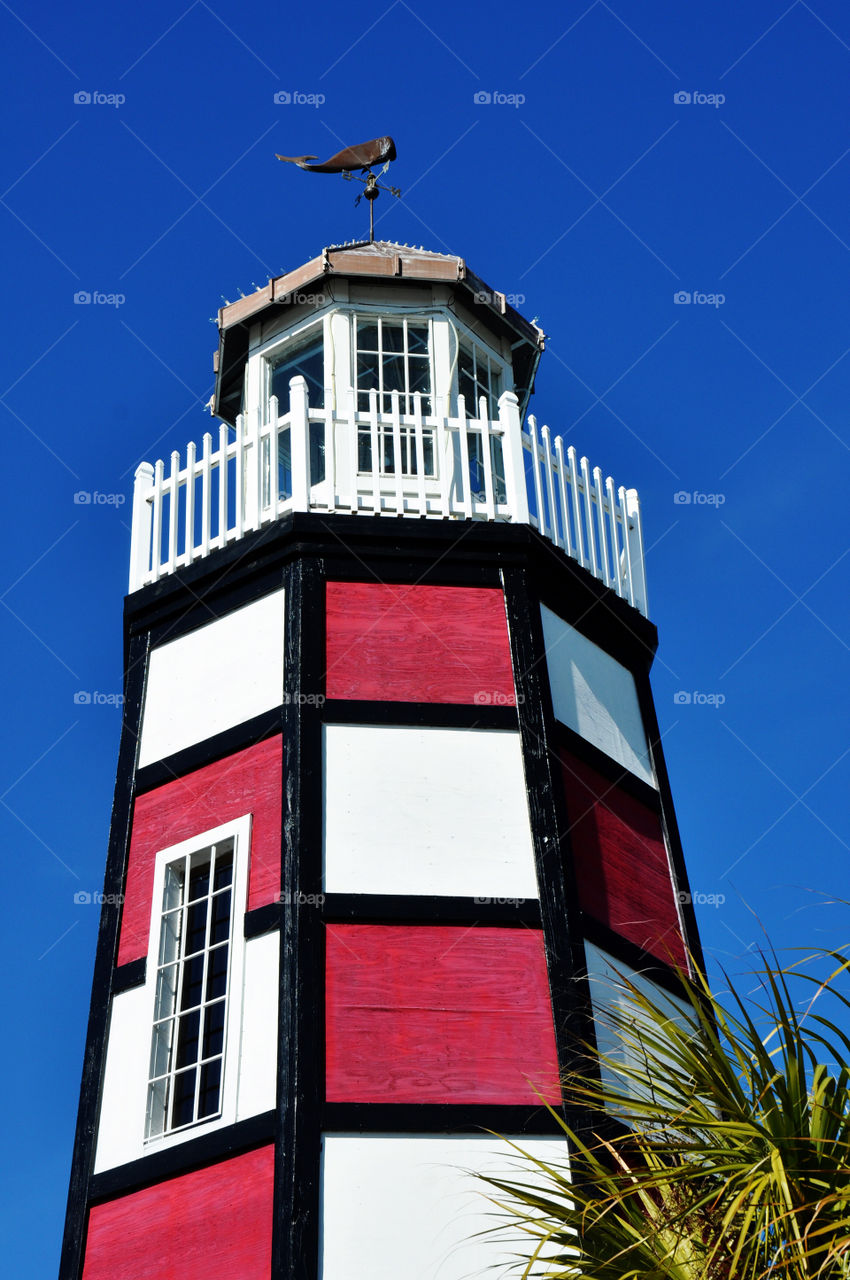  Red and white lighthouse
