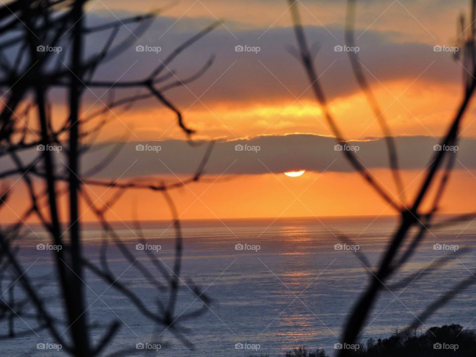 Peekaboo Sunset in Dana Pointe, California