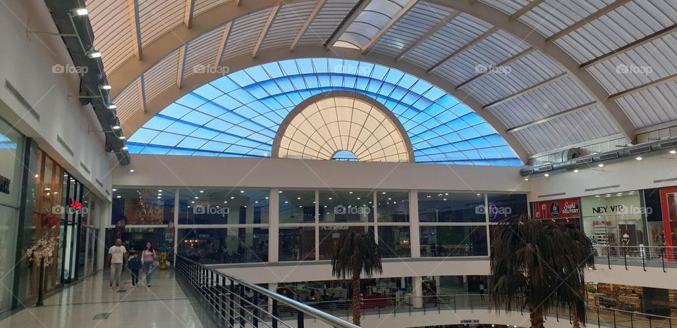 Roof of the Las Americas Maracay Shopping Center.  structure architecture and design