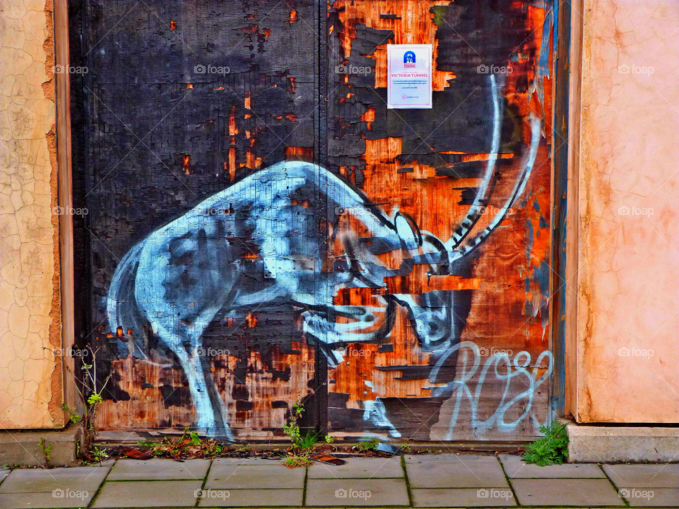 graffiti streetart street art spraypaint by Raid1968
