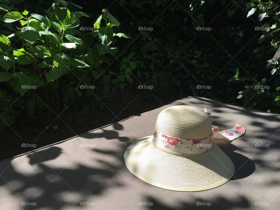 Ready for a lazy summer day. Sunbed and sun hat - waiting for me...