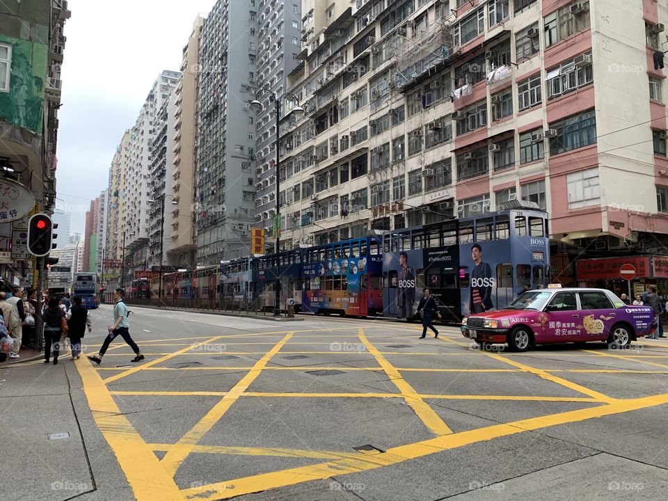 Rare Hong Kong Tram Line-up causes by accident 