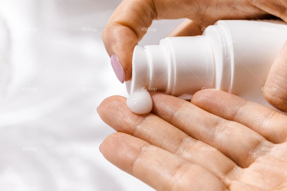 hand lotion moisturiser