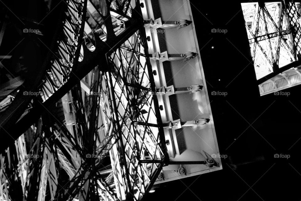 Black and white architecture 