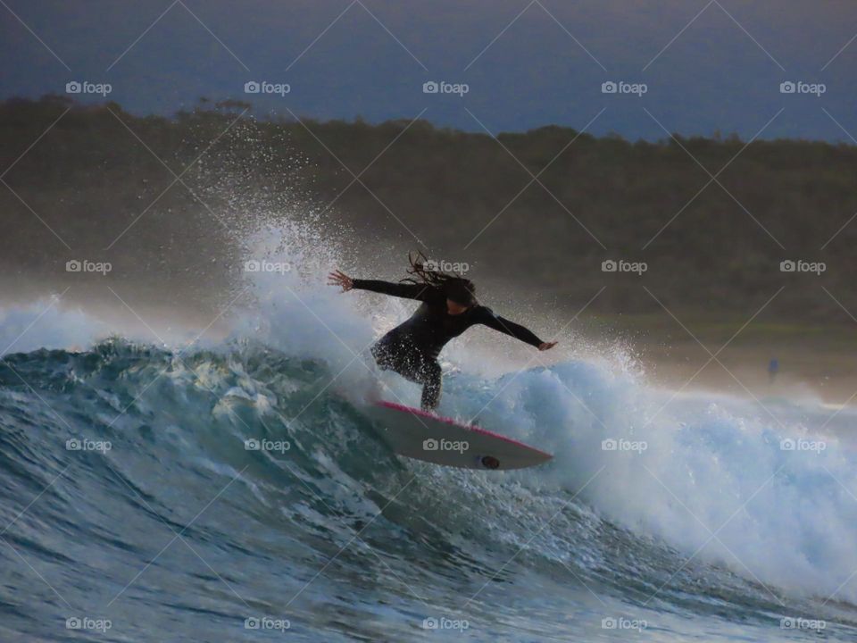 Evening surfing 🏄‍♀️