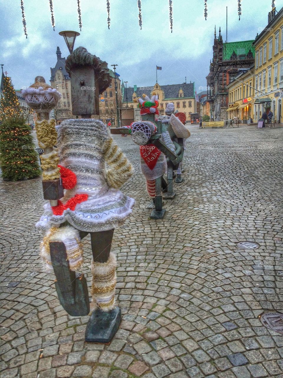 The Orchestra dressed in X-Mas clothing 