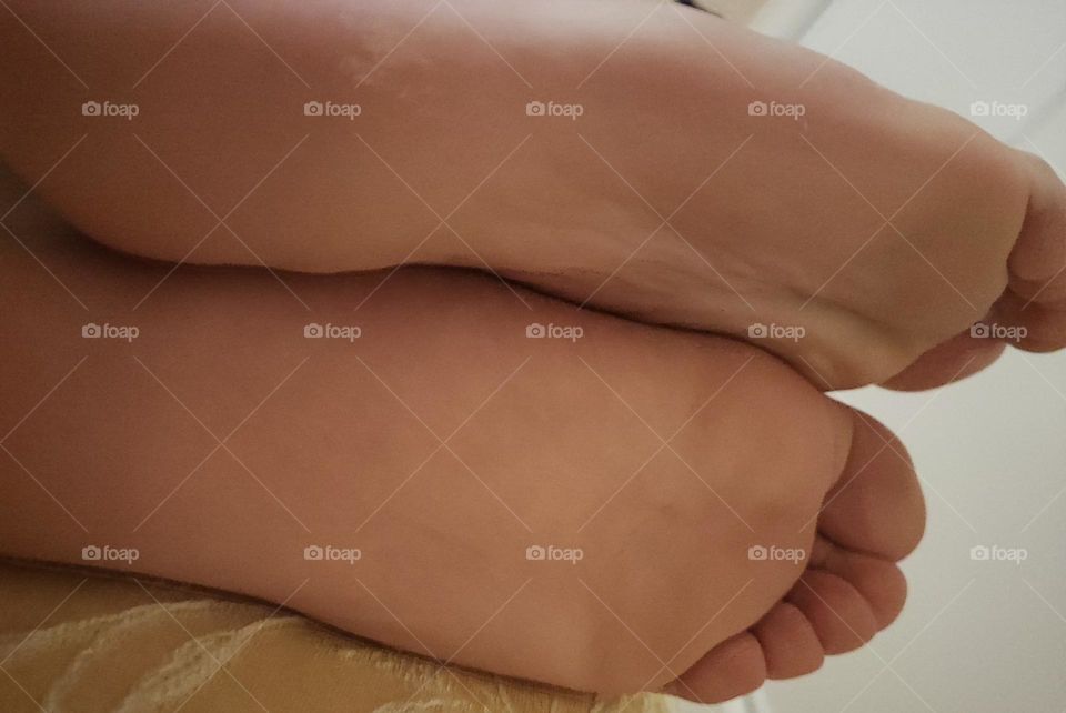 mes deux pieds à côté