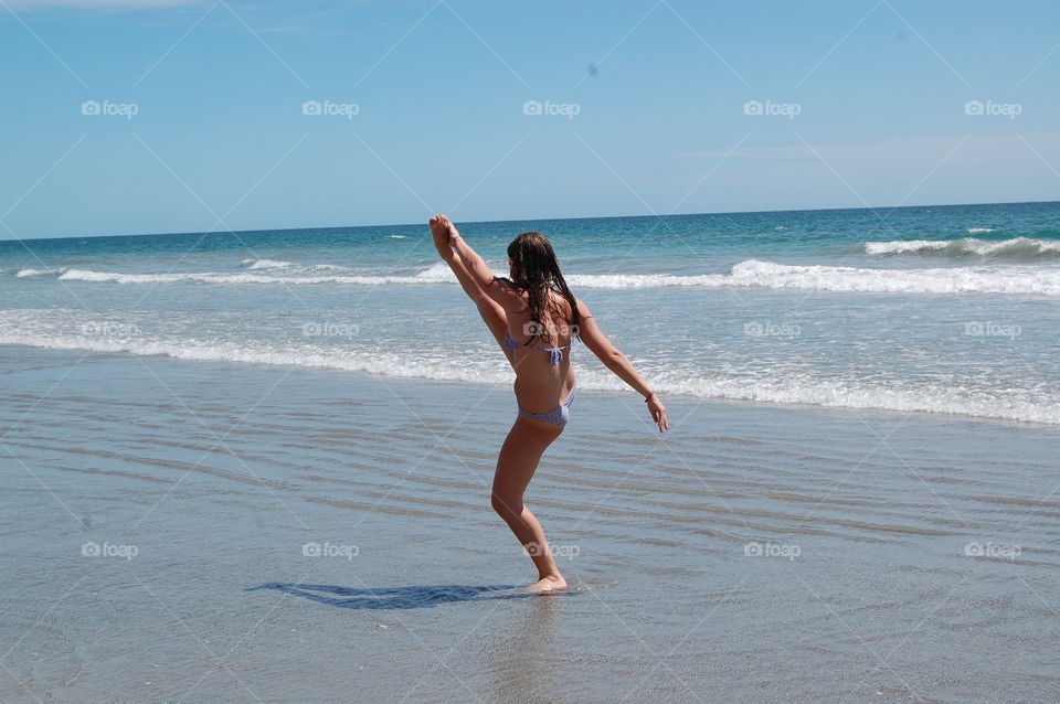 Yoga in the beach 