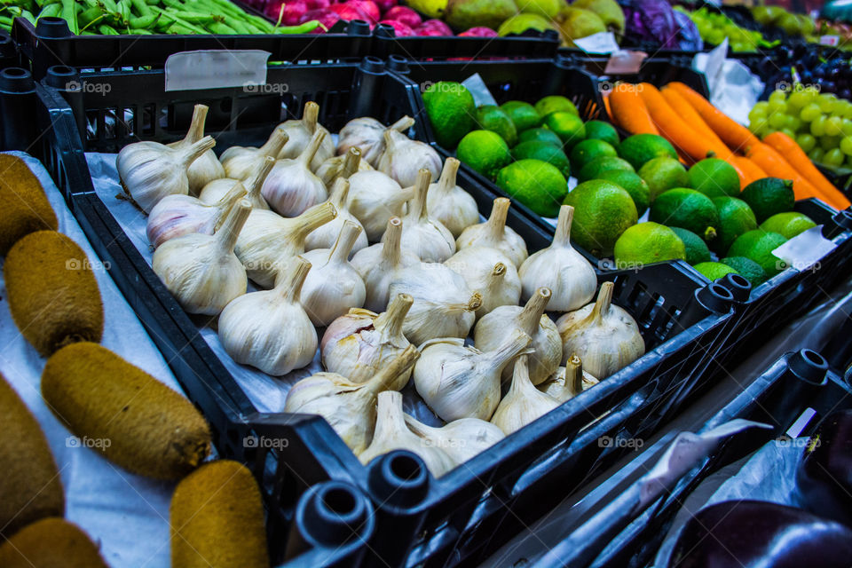 Fresh garlic and other vegetables at organic fair