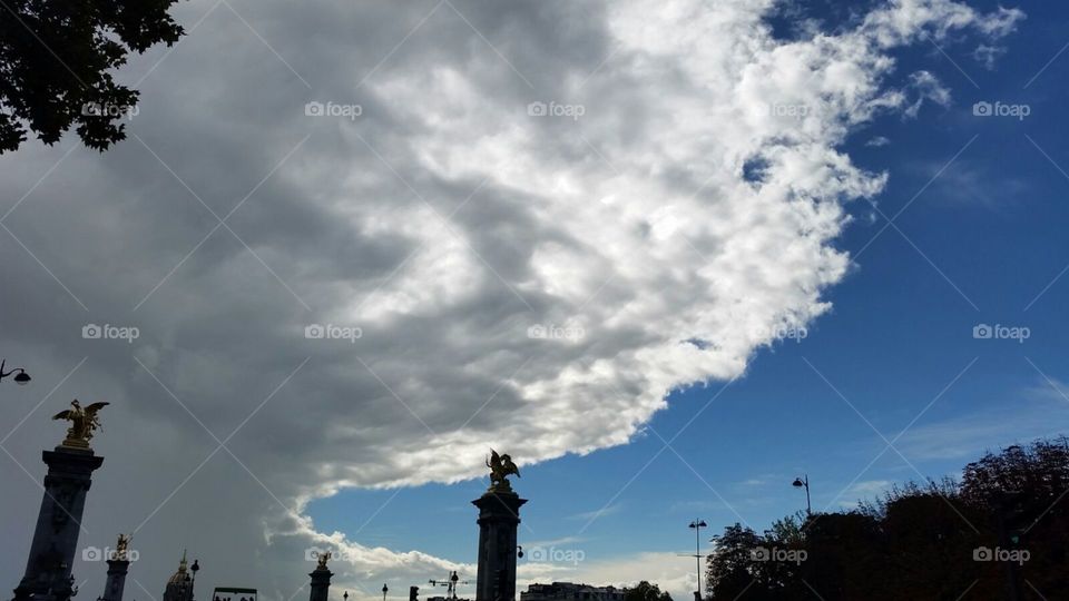 Paris sky 