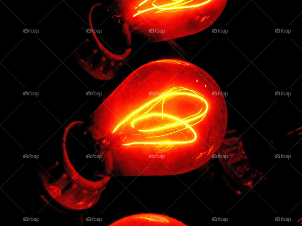 old fashioned lightbulb