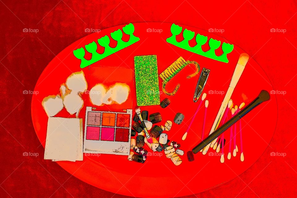 Very red wake up make up