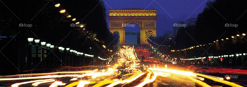 Arc de triomphe. Paris