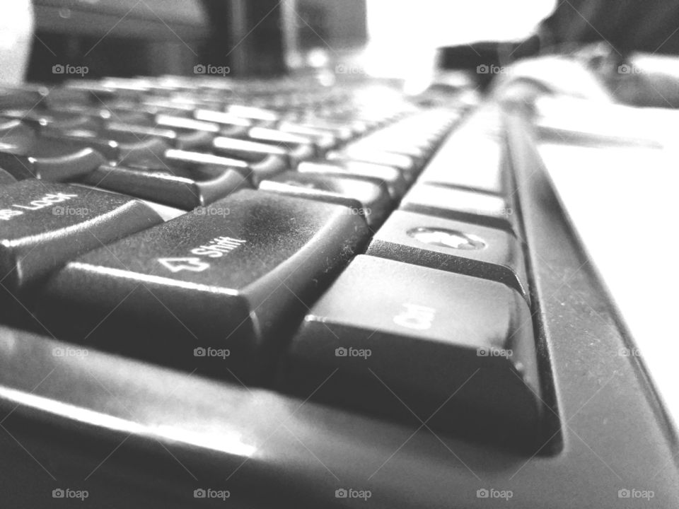 Monochrome keyboard
