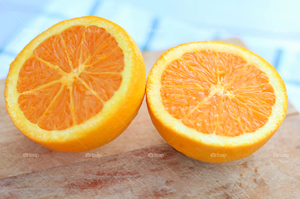 Orange 