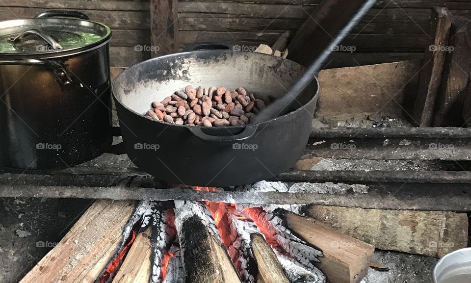 Cooking cocoa beans, Costa Rica, December 2016