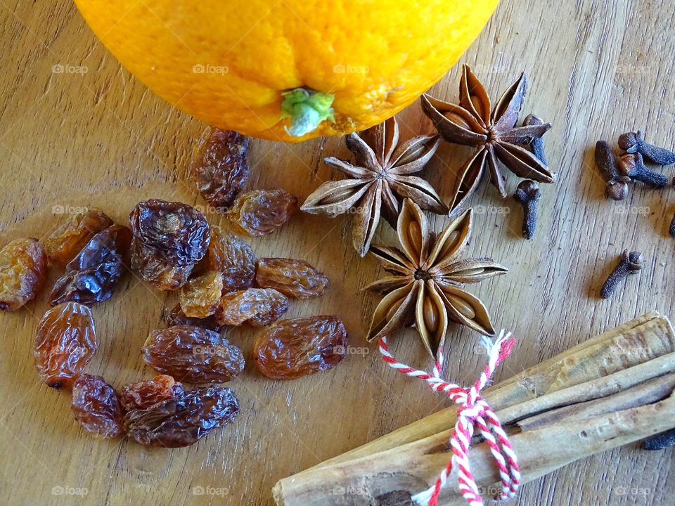 Ingredients for gluhwein