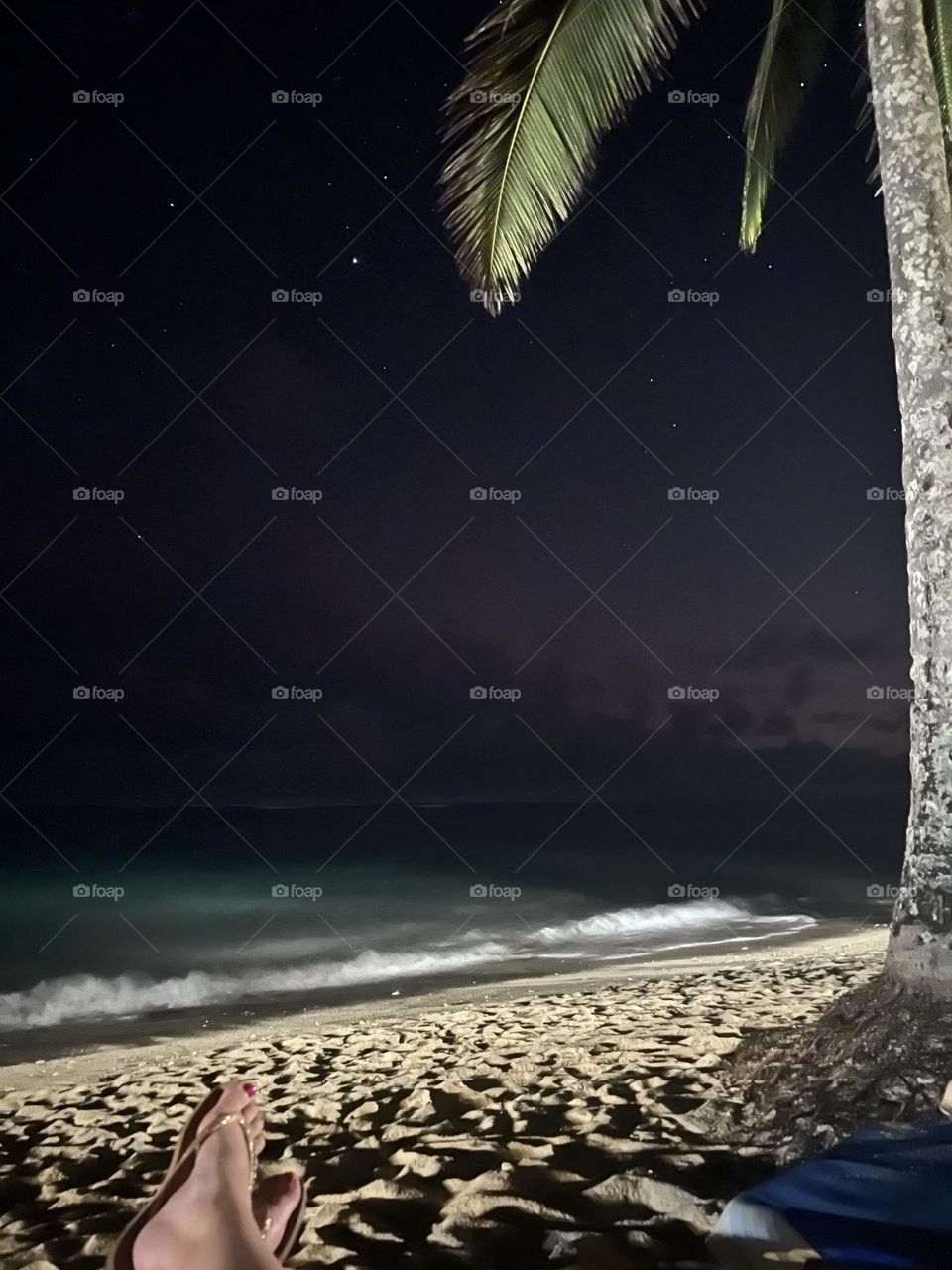 Beach at night 