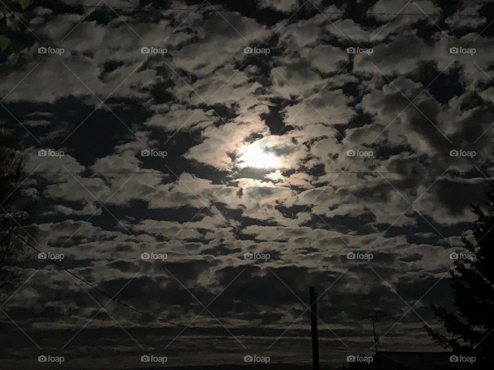 Moon and clouds 