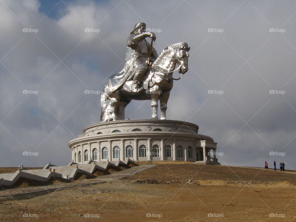 statue park silver monument by thepapierdollies