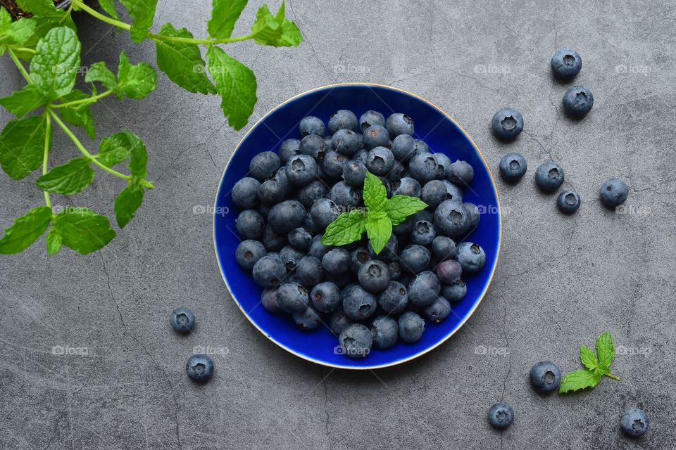 Blueberries on a plate 