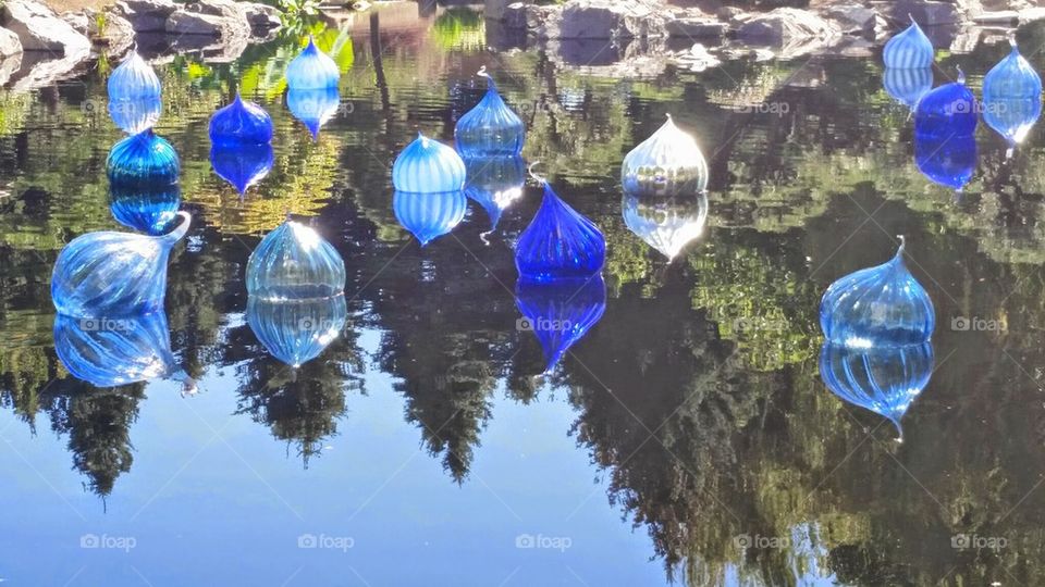 chihuly baubles