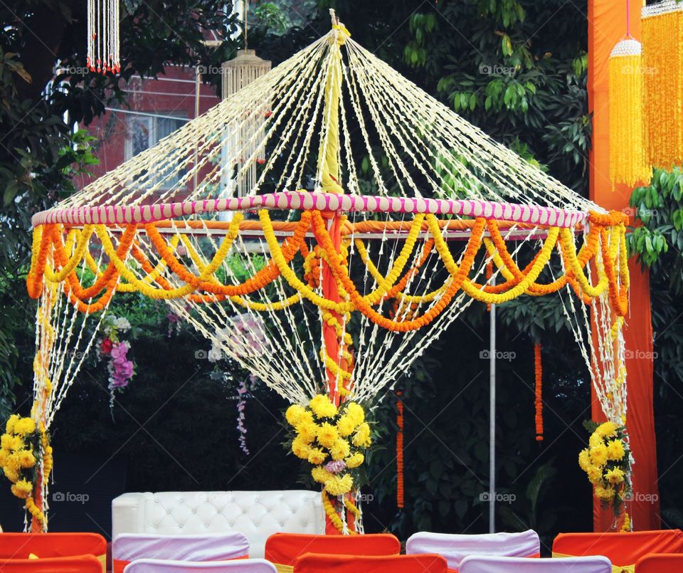 weddιng decoraтιon oғ мandap