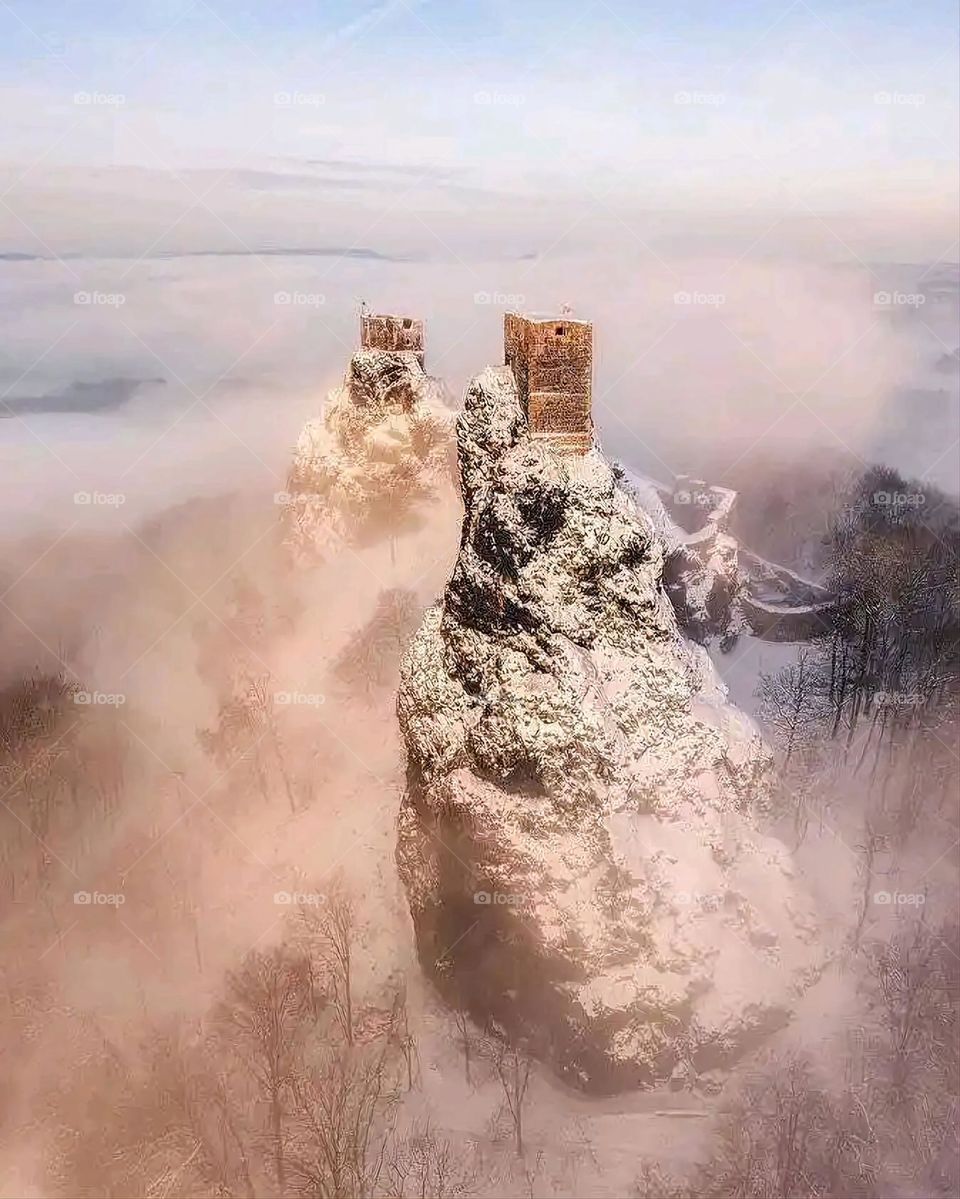 Glory be to God, the magnificent and picturesque view and the natural green trees are a view that is nothing more wonderful than it